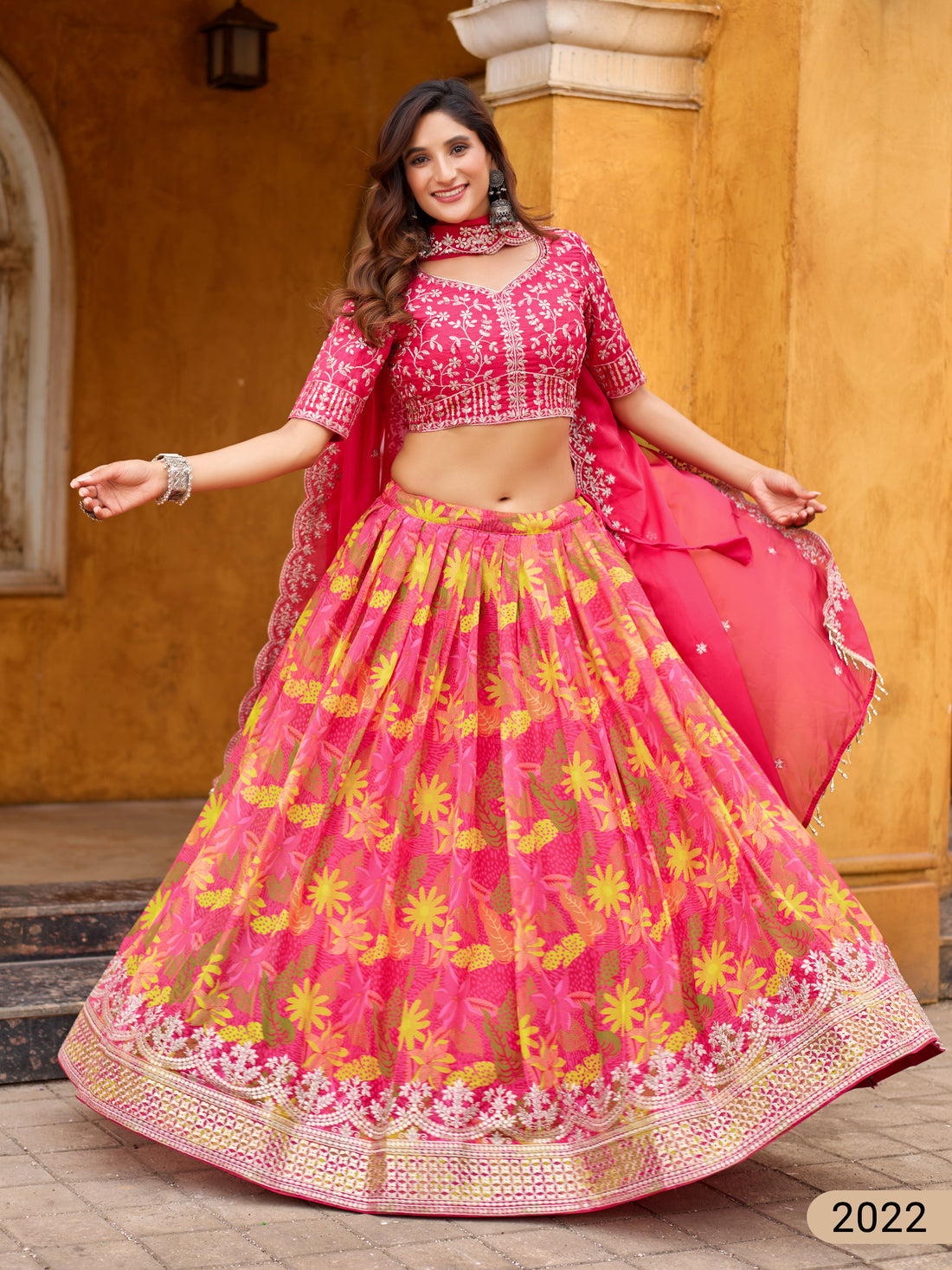 Pakistani Style Bollywood Festive Wear Floral Lehenga Choli with Dupatta Mehndi Party Dress