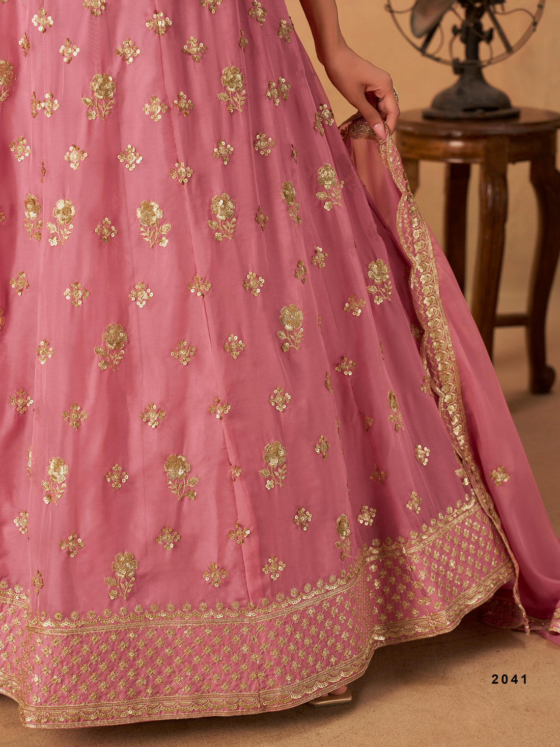 Elegant Embroidered Lehenga Choli with Dupatta – Wedding Reception & Festive Wear Outfit