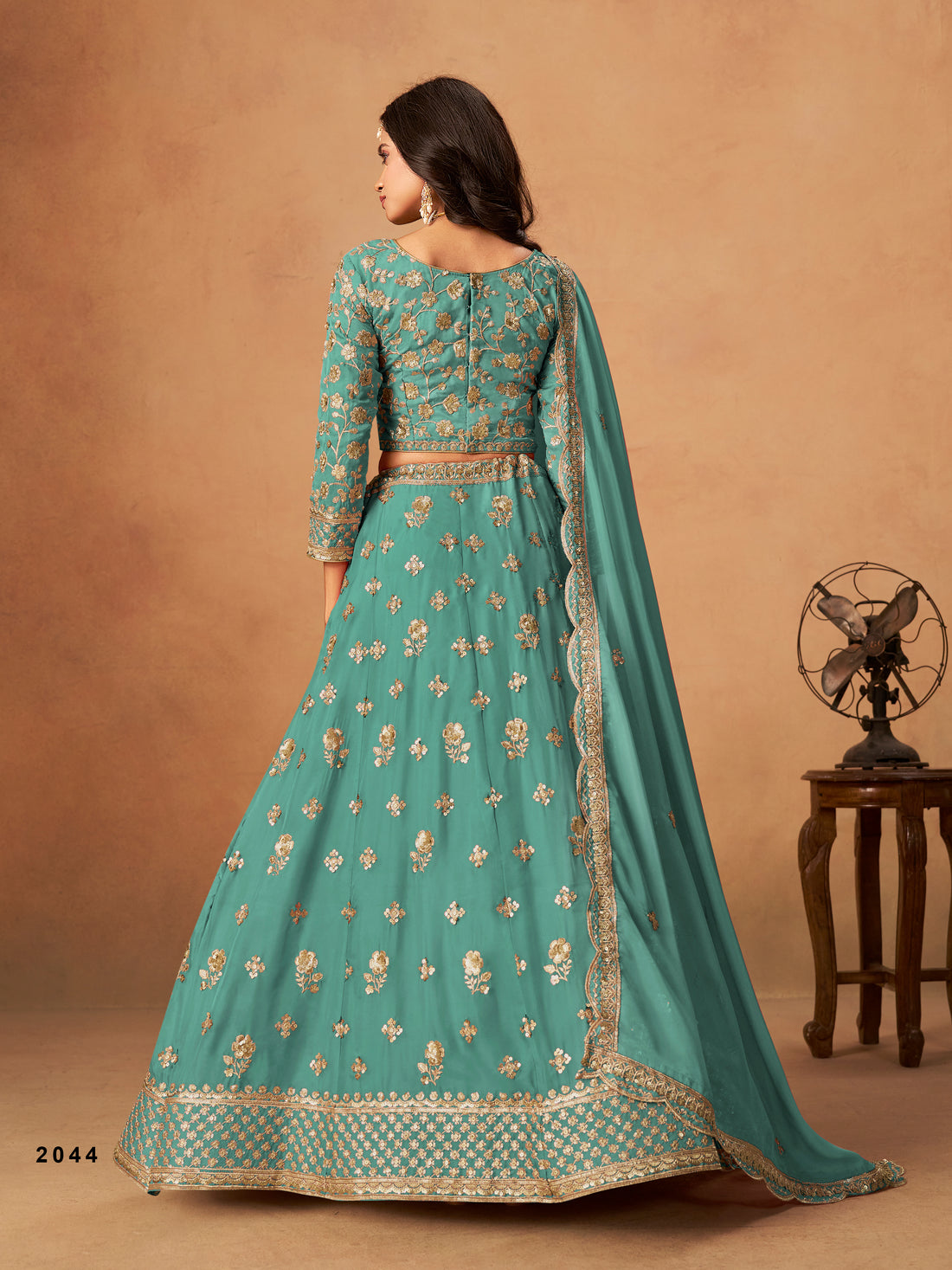 Elegant Embroidered Lehenga Choli with Dupatta – Wedding Reception & Festive Wear Outfit
