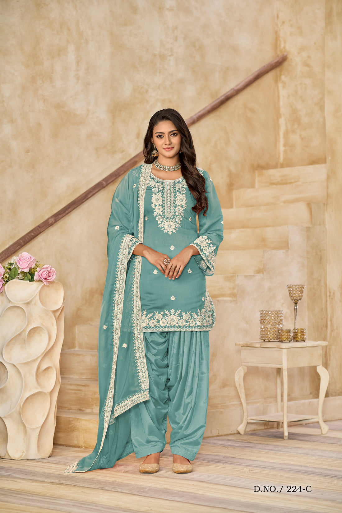 Trendy Punjabi Patiala Suit Bollywood Stylish Short Kurti & Flared Salwar