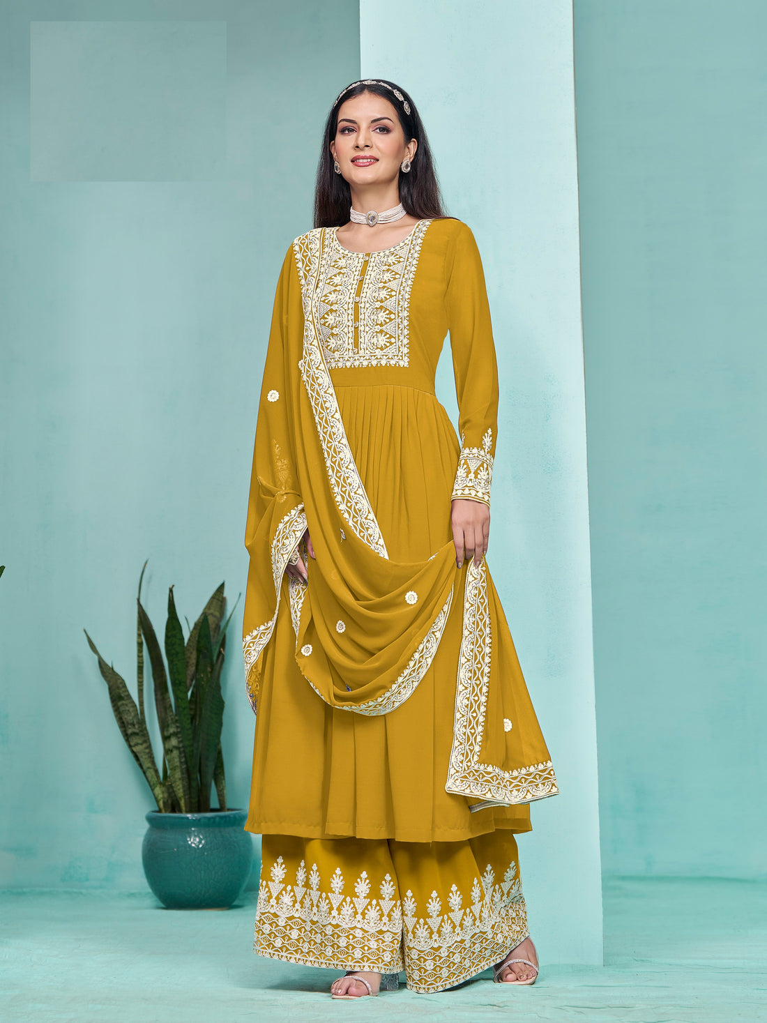 Women Fancy Georgette Long Sleeve Scoop Neck Wedding Party Wear Kurti Palazzo