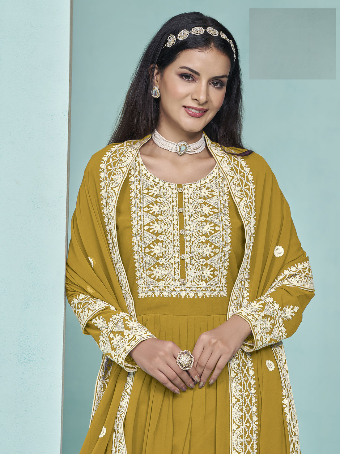 Women Fancy Georgette Long Sleeve Scoop Neck Wedding Party Wear Kurti Palazzo